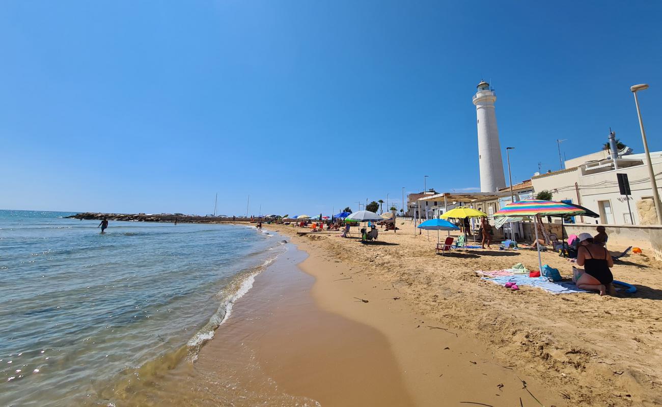 Фото Punta Secca с светлый песок поверхностью