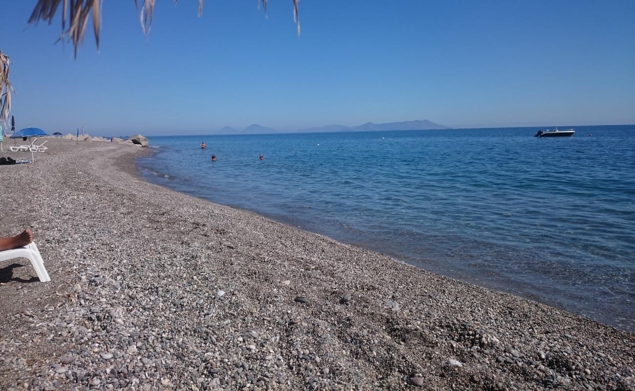 Фото San Giorgio beach с белая чистая галька поверхностью