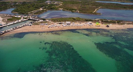 Istmo beach