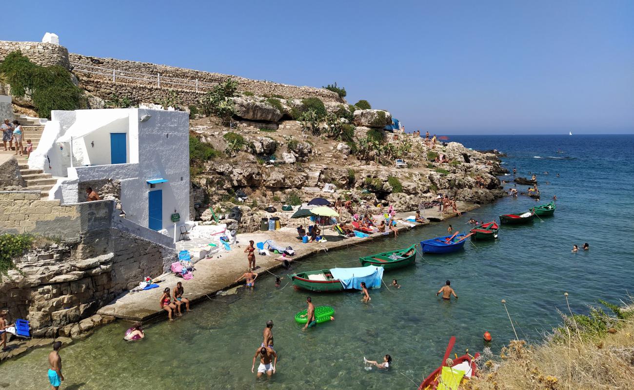 Фото Cala Sala beach с серая галька поверхностью