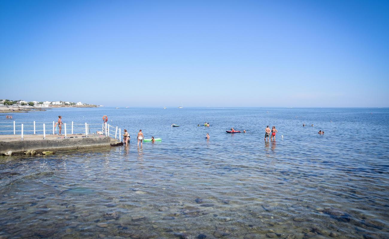 Фото Lido inmaredentro beach с бетон поверхностью