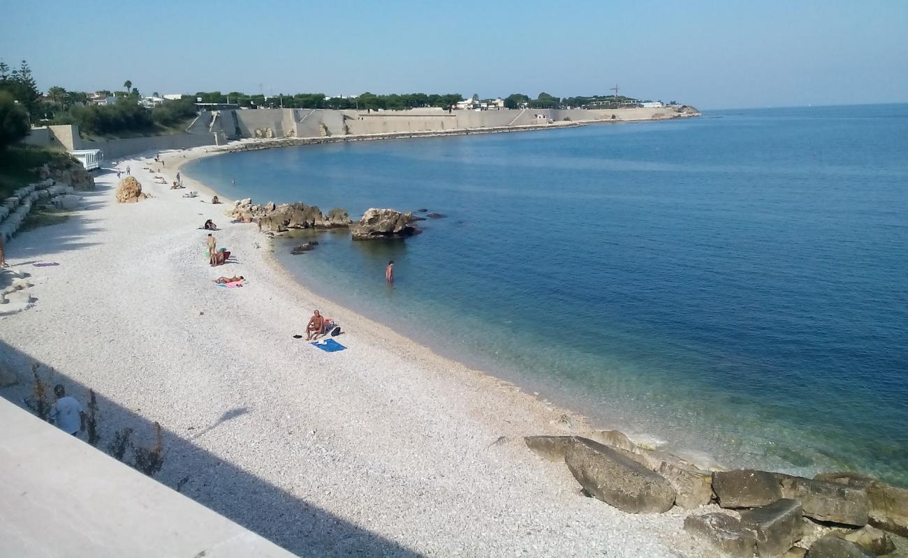 Фото Salsello beach с серая галька поверхностью