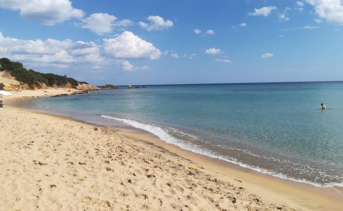 Фото Campana Dune Beach с золотистый песок поверхностью