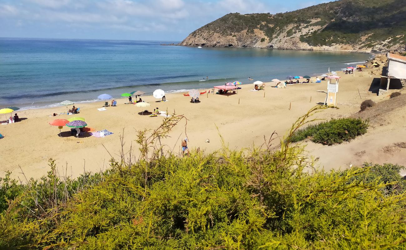 Фото Funtanazza beach с золотистый песок поверхностью