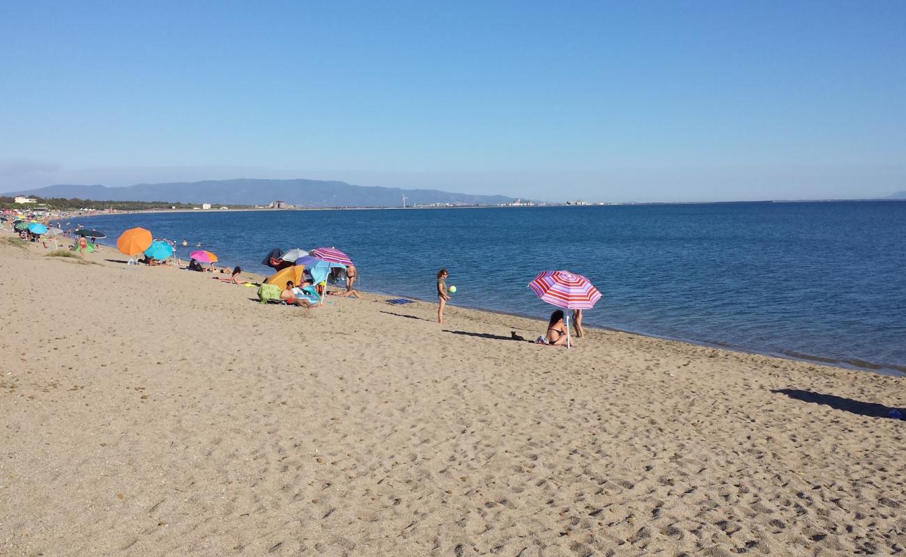 Фото Spiaggia di Torre Grande с светлый песок поверхностью