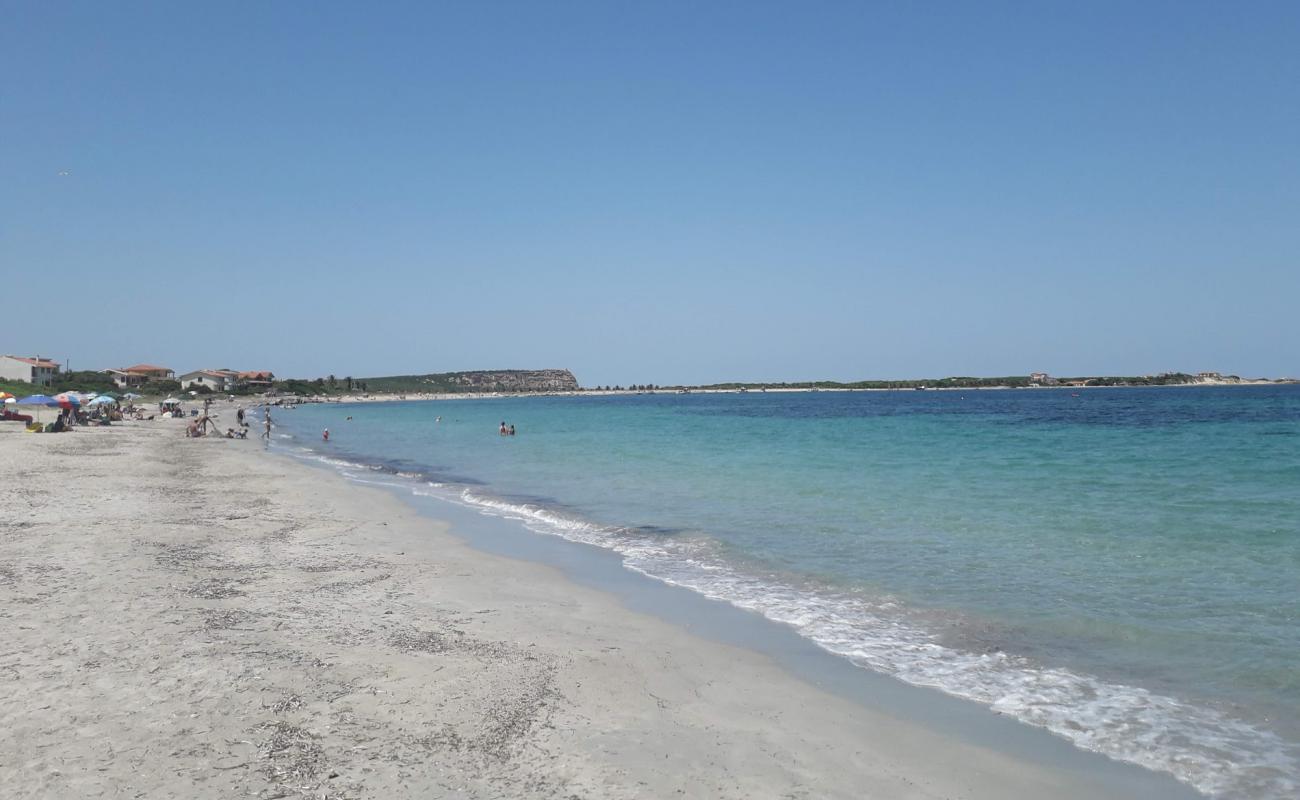 Фото Sa Rocca Tunda beach с светлый песок поверхностью