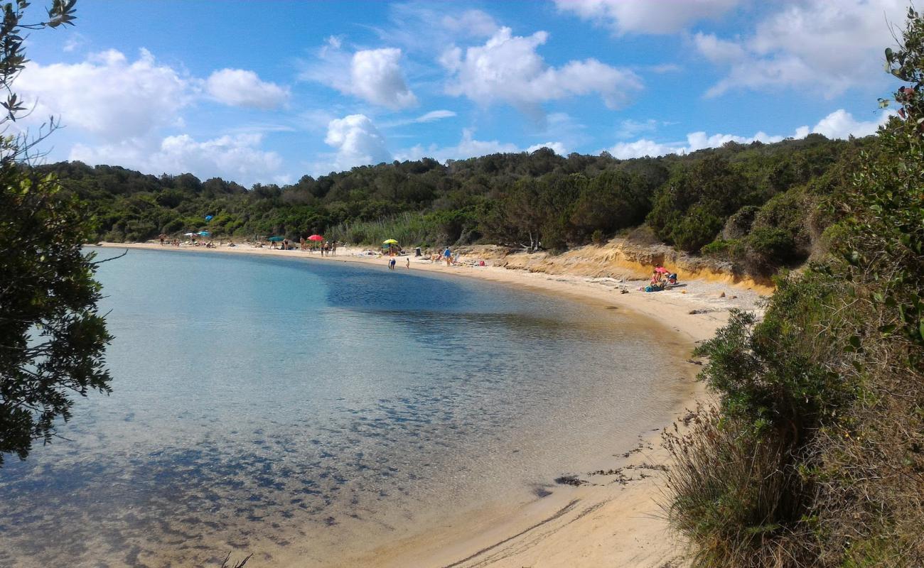 Фото Cala L'Ulticeddu с белая чистая галька поверхностью