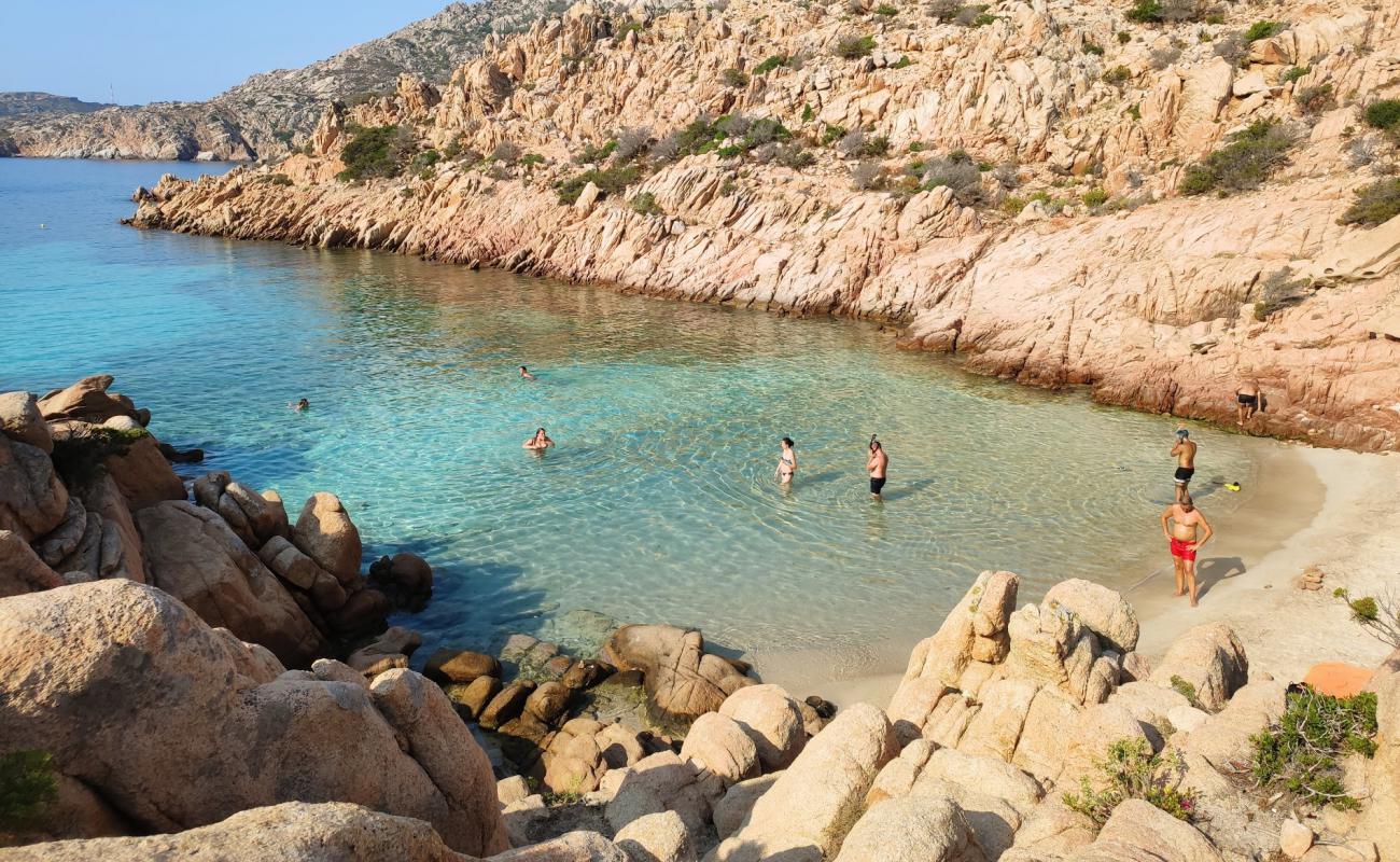 Фото Cala Coticcio beach II с белый песок поверхностью