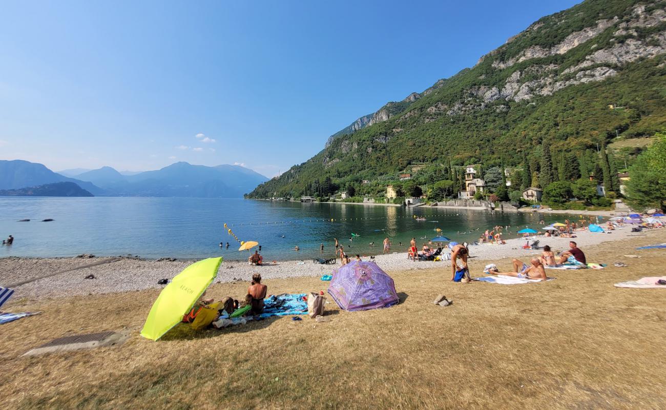 Фото Spiaggia di Lierna с серая галька поверхностью