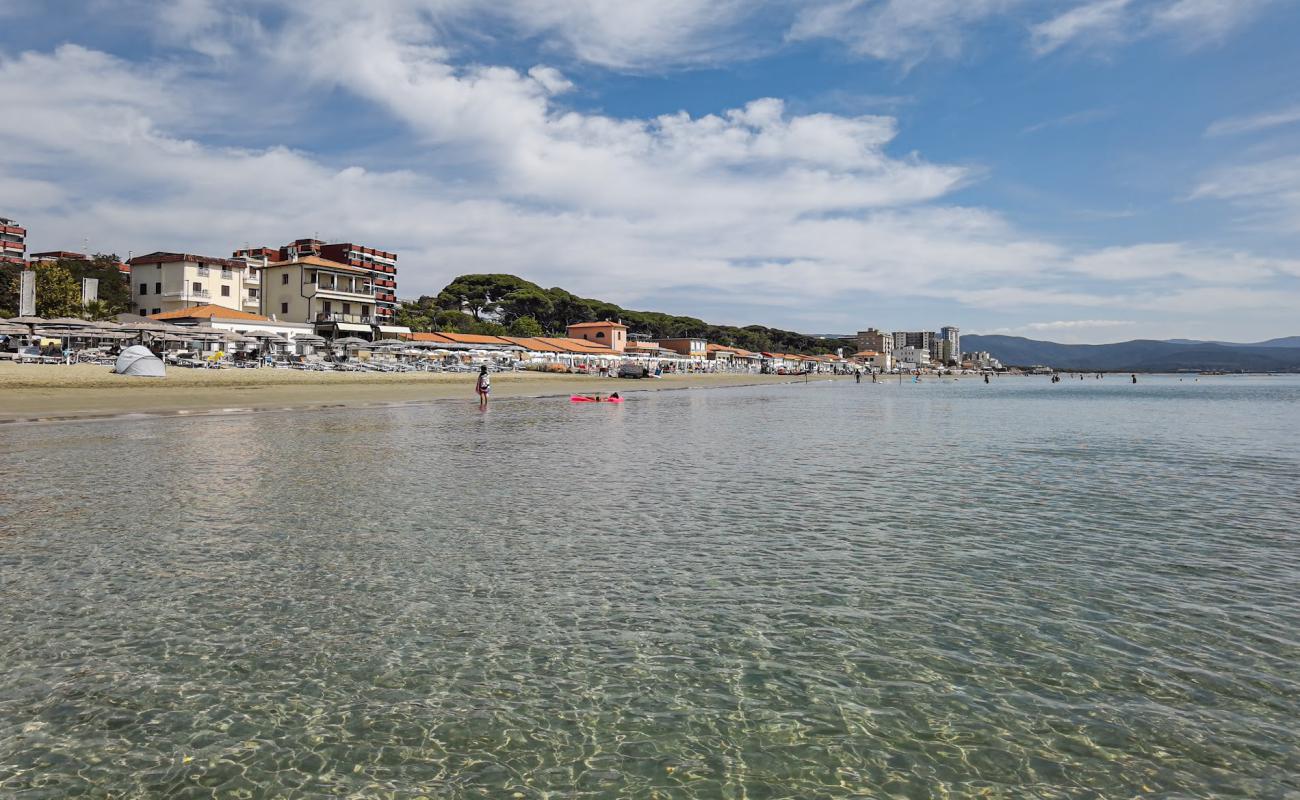 Фото Ultima Spiaggia с светлый песок поверхностью