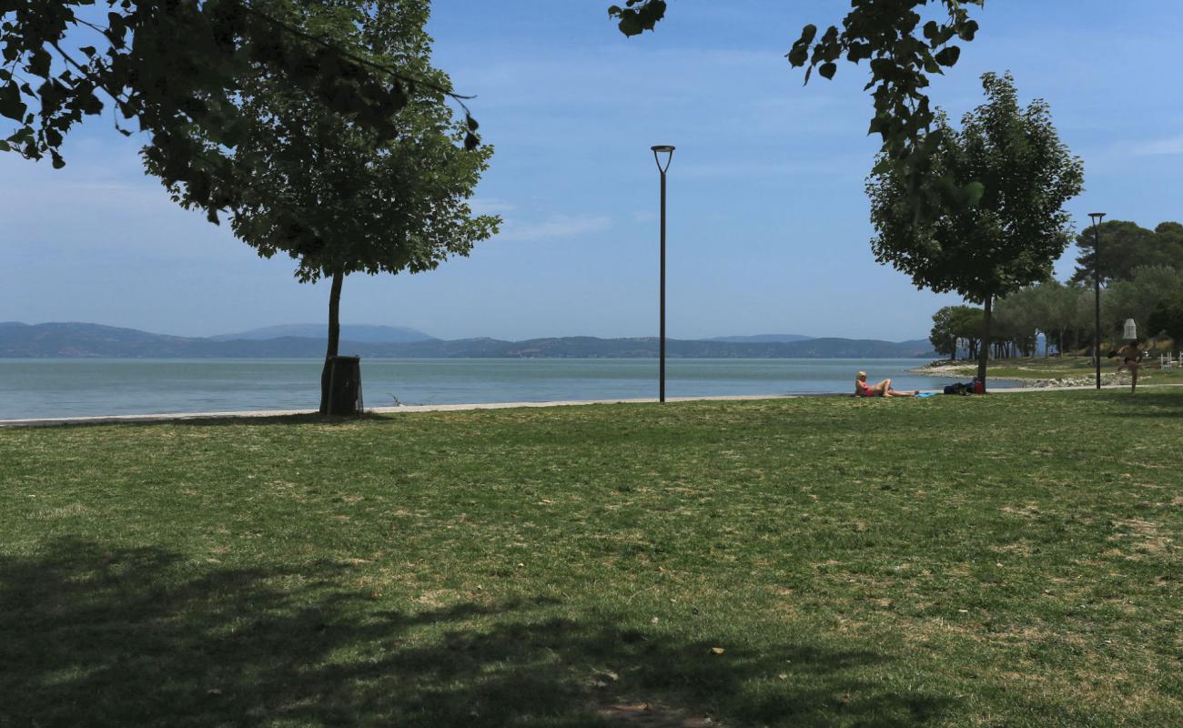 Фото Sastiglione del lago spiaggia с светлый песок поверхностью