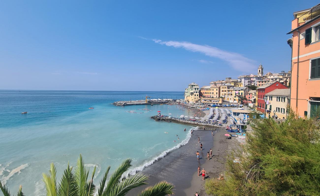 Фото Spiaggia di Bogliasco с песок с галькой поверхностью