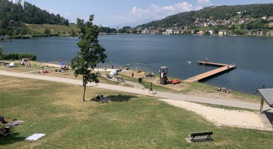 Spiaggetta sul lago Serraia