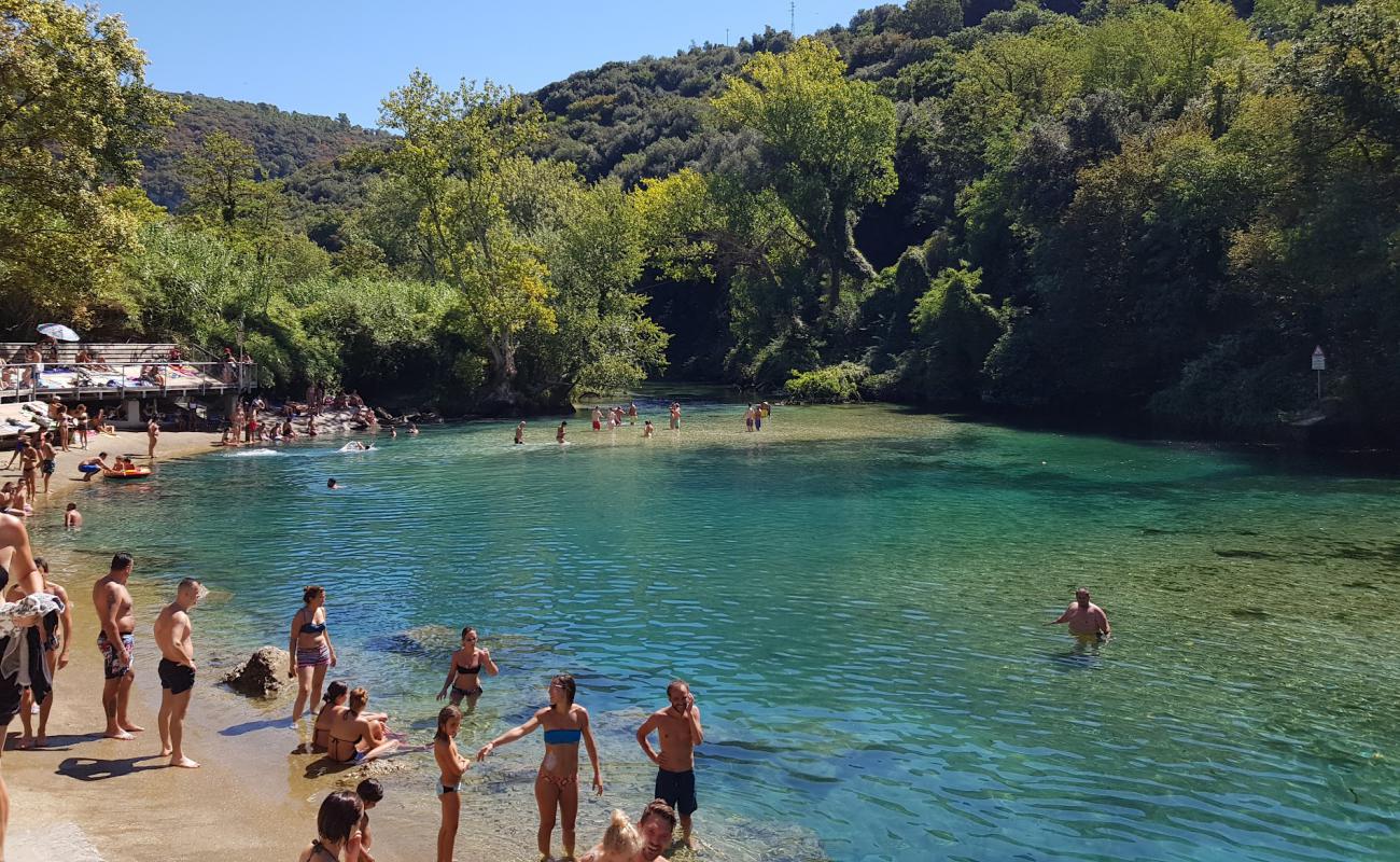 Фото Spiaggia Mole di Narni с камни поверхностью