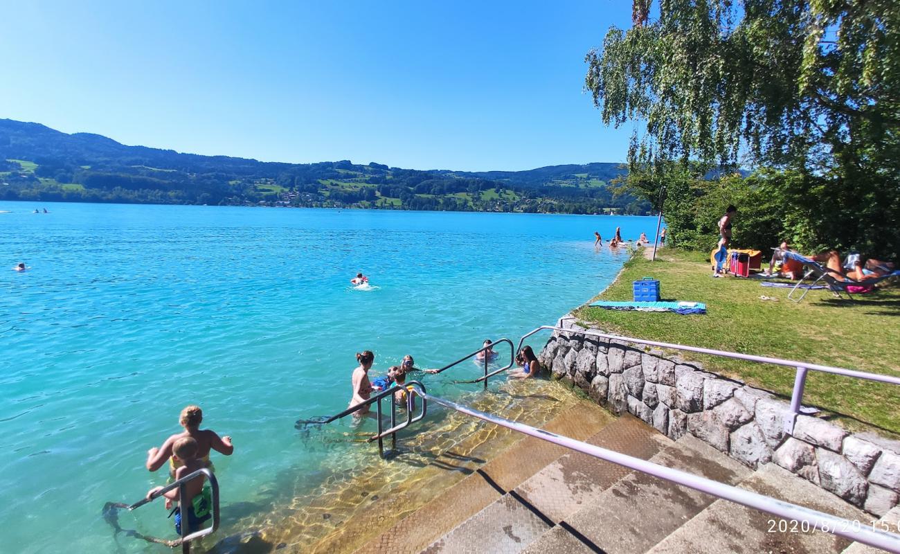 Фото Strandbad Steinbach с трава поверхностью