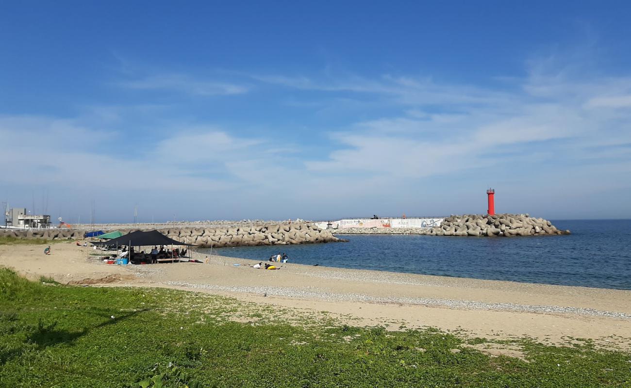 Фото Gyeongju Beach с серая галька поверхностью