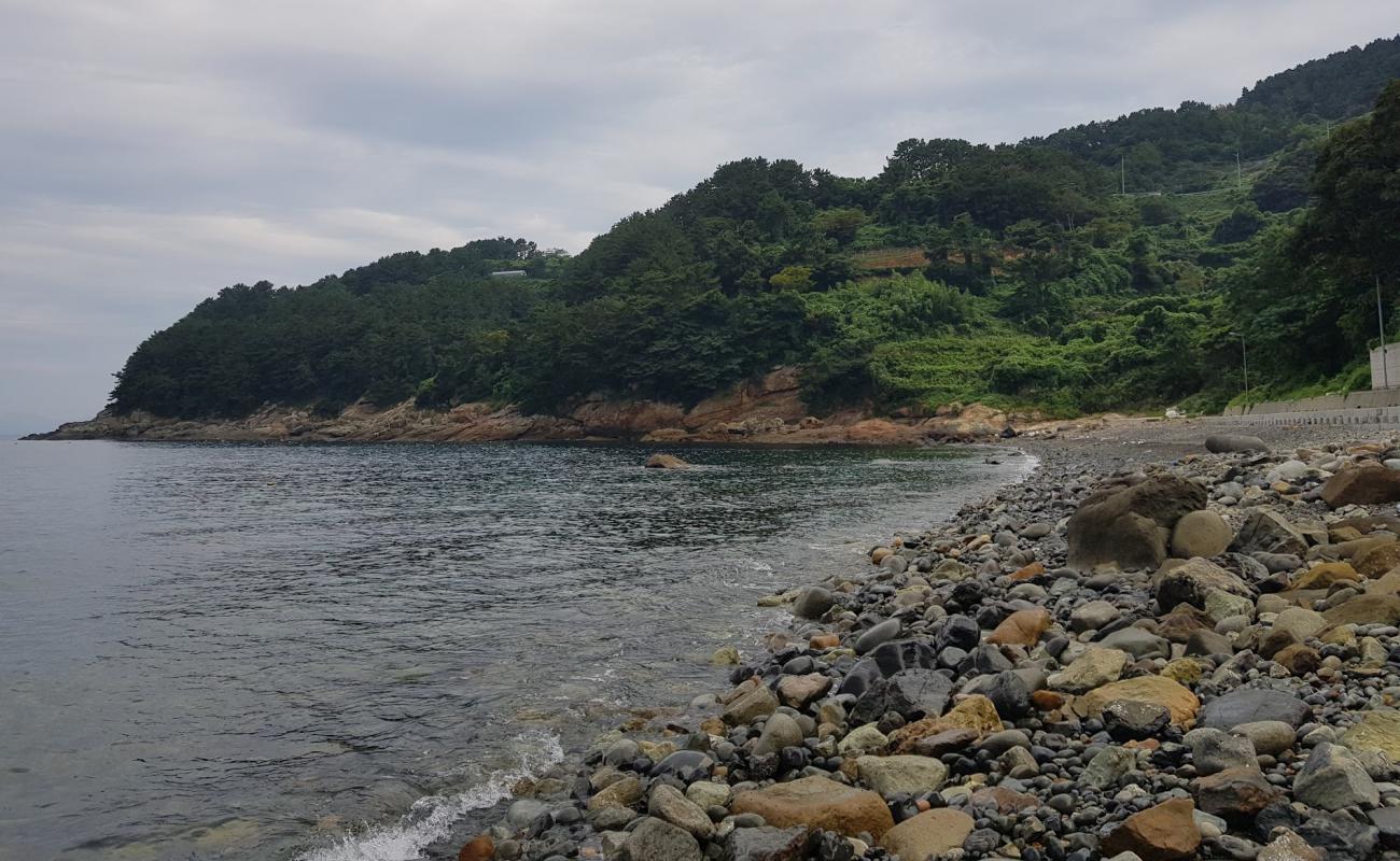 Фото Dodong Beach с серая галька поверхностью