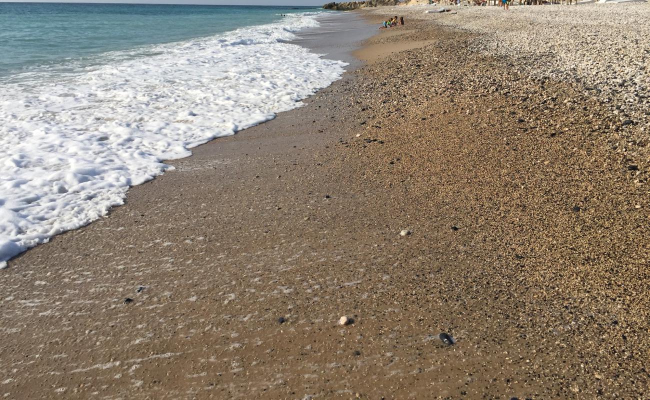 Фото Okaibe Beach с светлая галька поверхностью