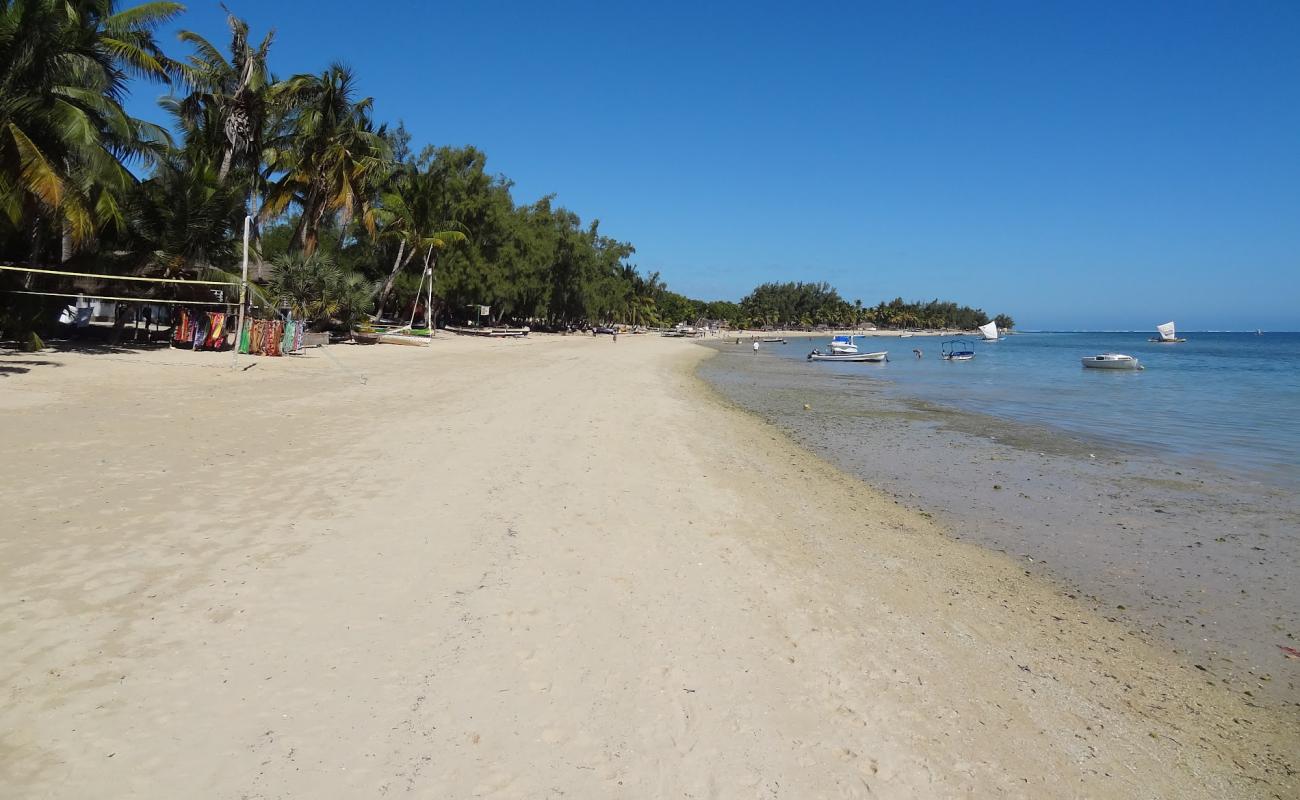 Фото Ifty Beach с светлый песок поверхностью