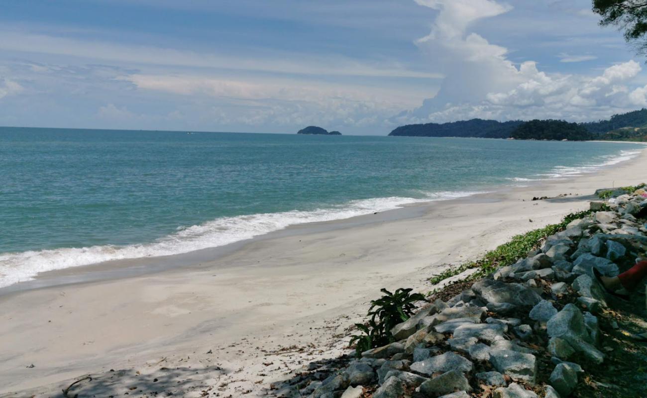 Фото Pasir Panjang Beach с золотистый песок поверхностью