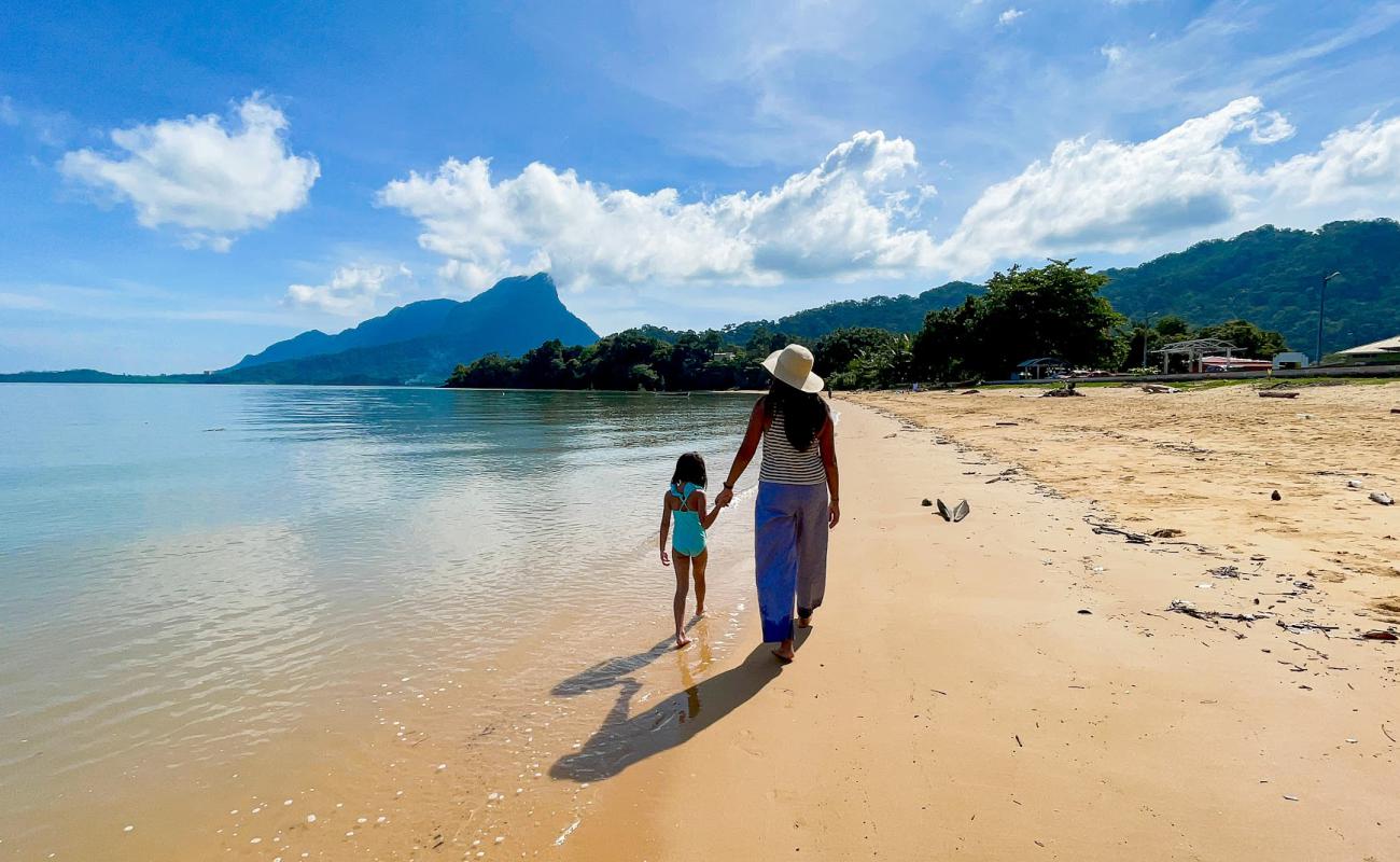 Фото Pasir Panjang Beach с светлый песок поверхностью