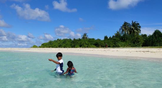 Hulhimendhoo Beach