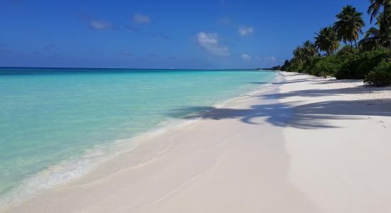 Mukurimagu Beach