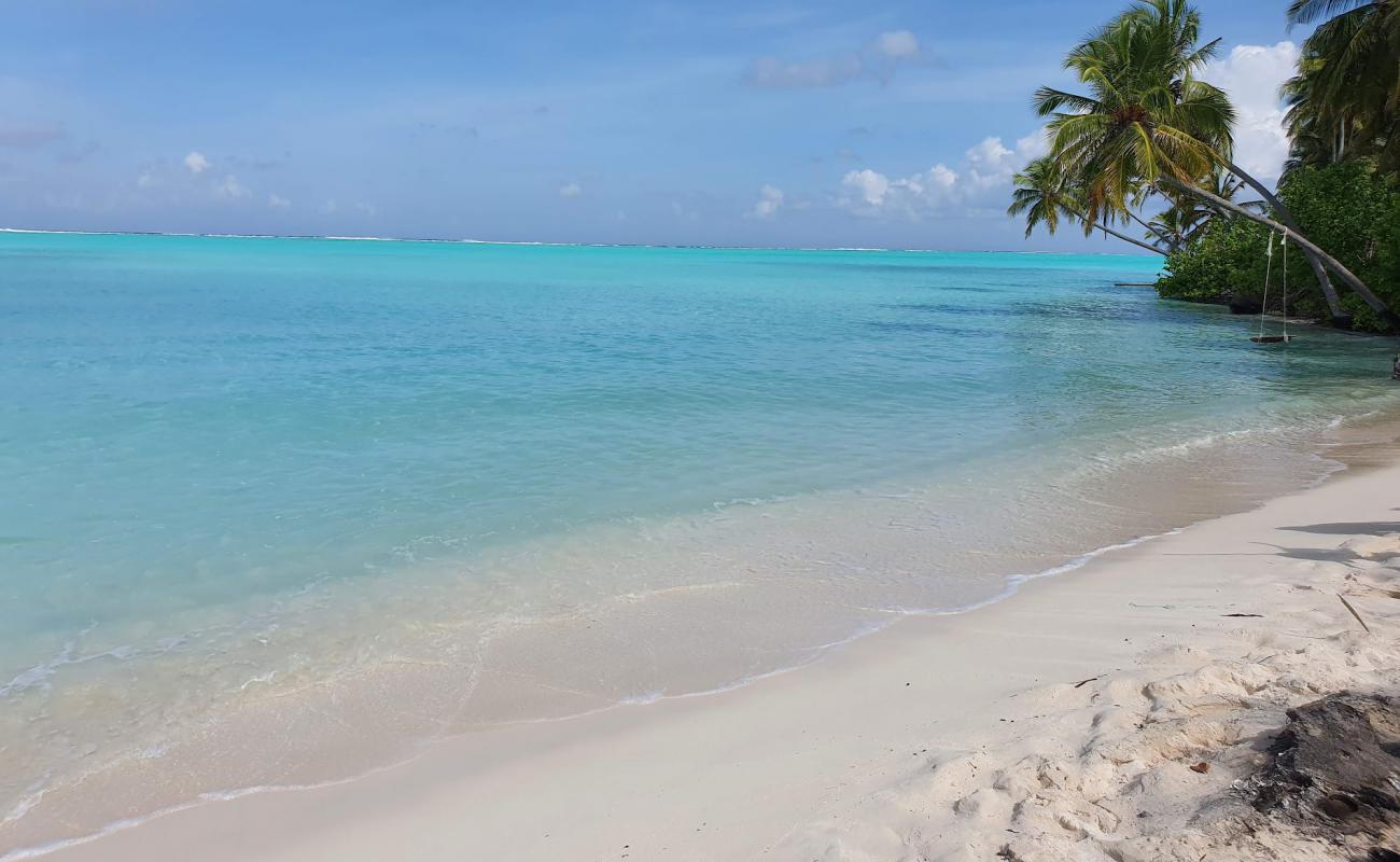 Фото Fohtheyo bodufushi Beach с белый чистый песок поверхностью