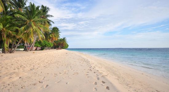 Maalhos Island Beach