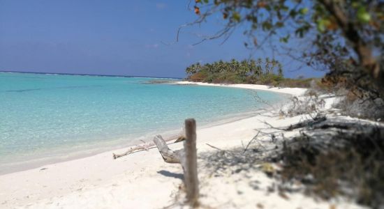 Innafinolhu Beach