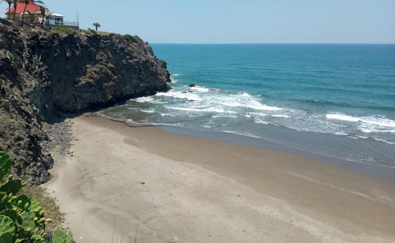 Фото Playa Boca Andrea с золотистый песок поверхностью