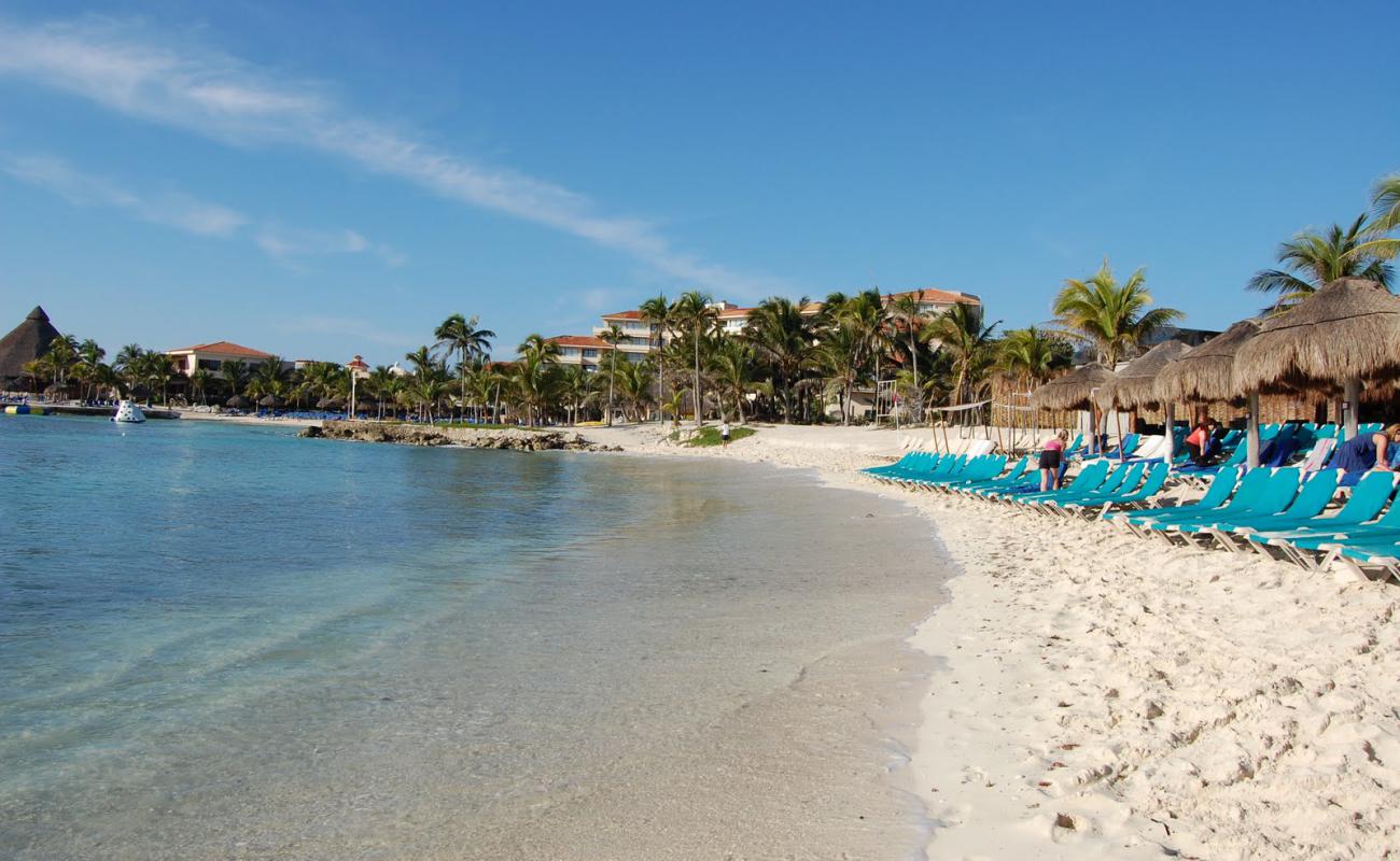 Фото Catalonia Yucatan beach с светлый песок поверхностью