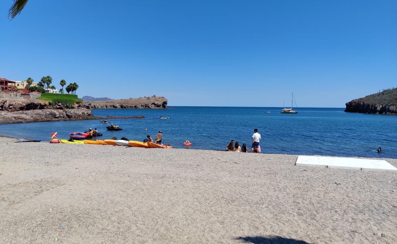 Фото Marinaterra beach с серая галька поверхностью