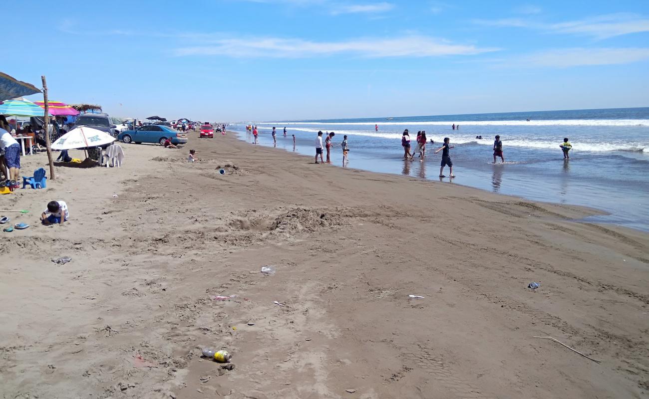 Фото Bella Vista beach с золотистый песок поверхностью