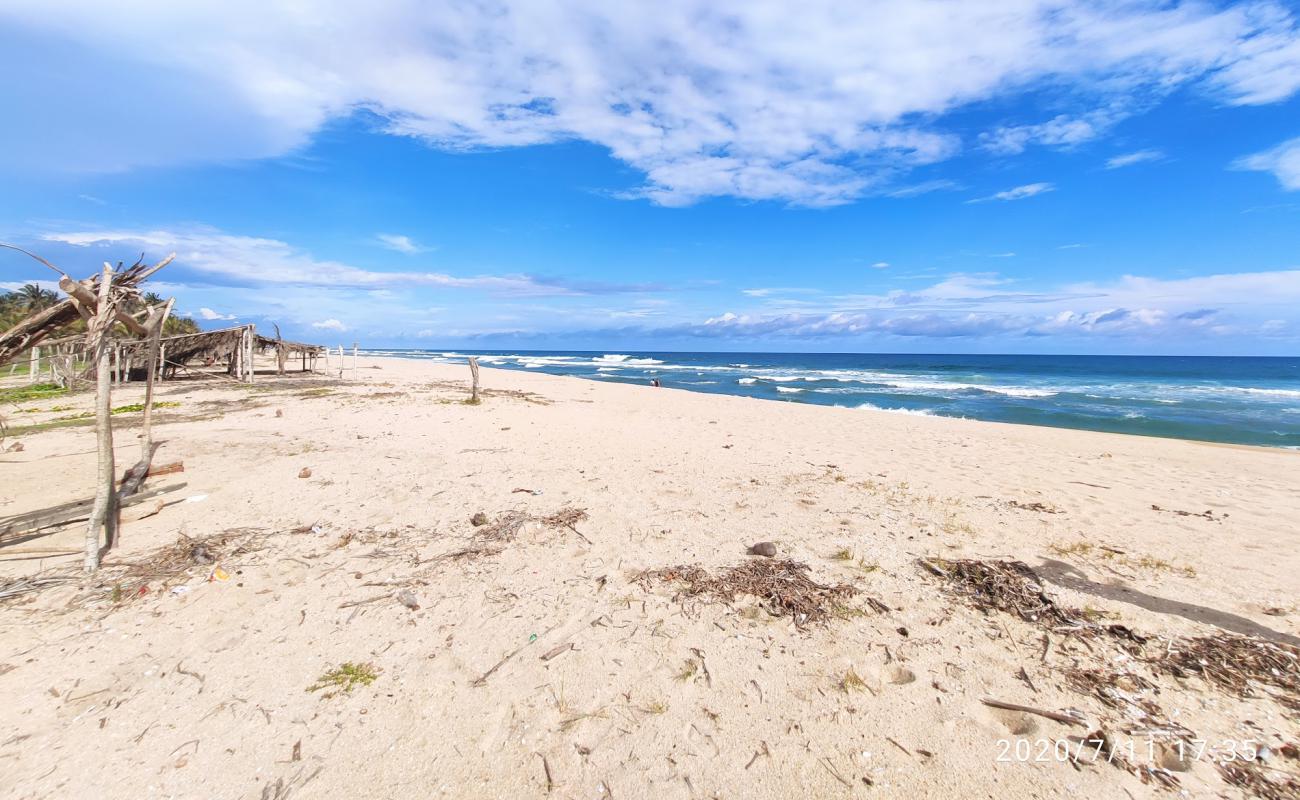 Фото Playa Mata de Mangle с светлый песок поверхностью