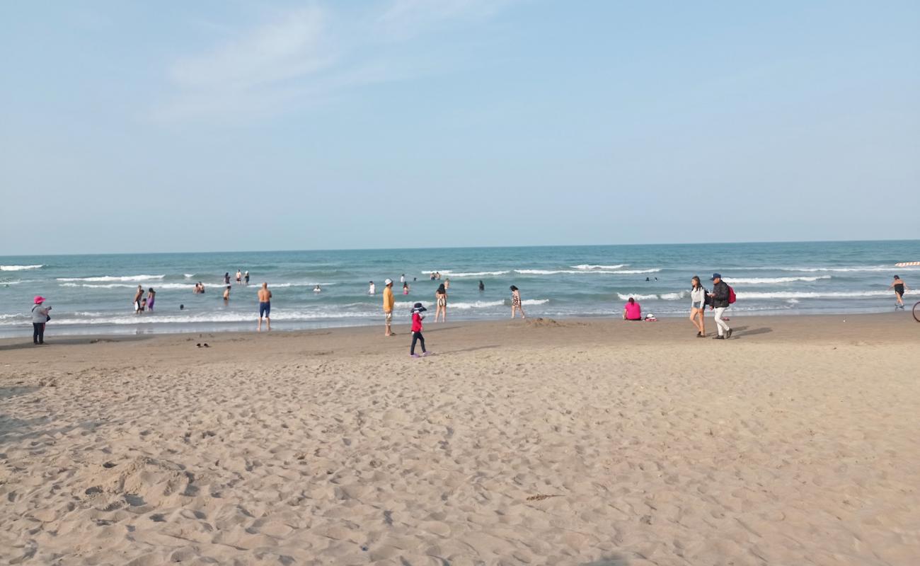 Фото Veracruz Playa Tecolutla с светлый песок поверхностью