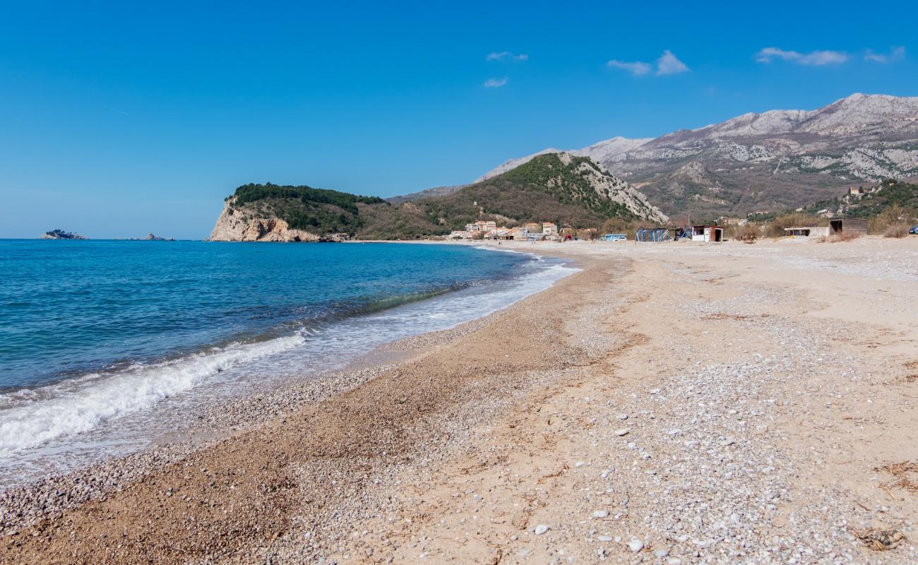 Фото Buljarica beach с темная галька поверхностью