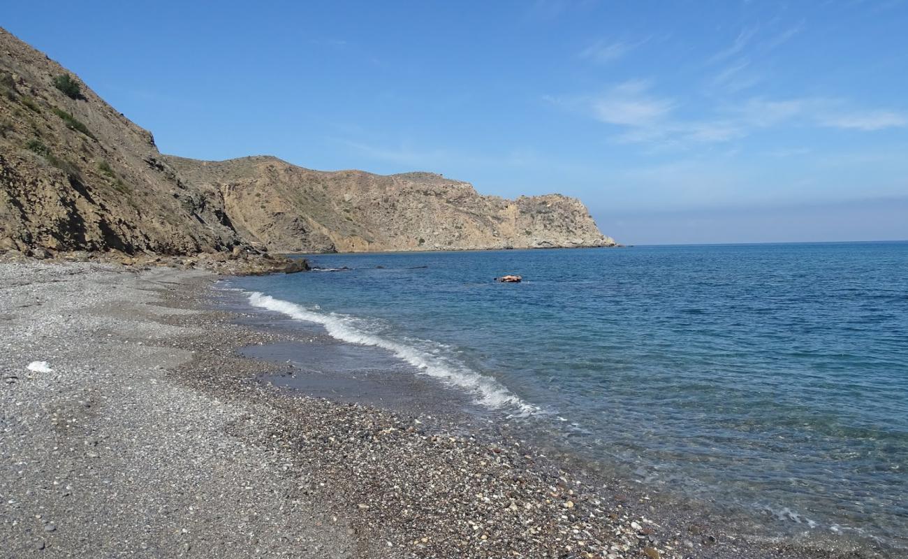 Фото Boumehdi beach с серая чистая галька поверхностью