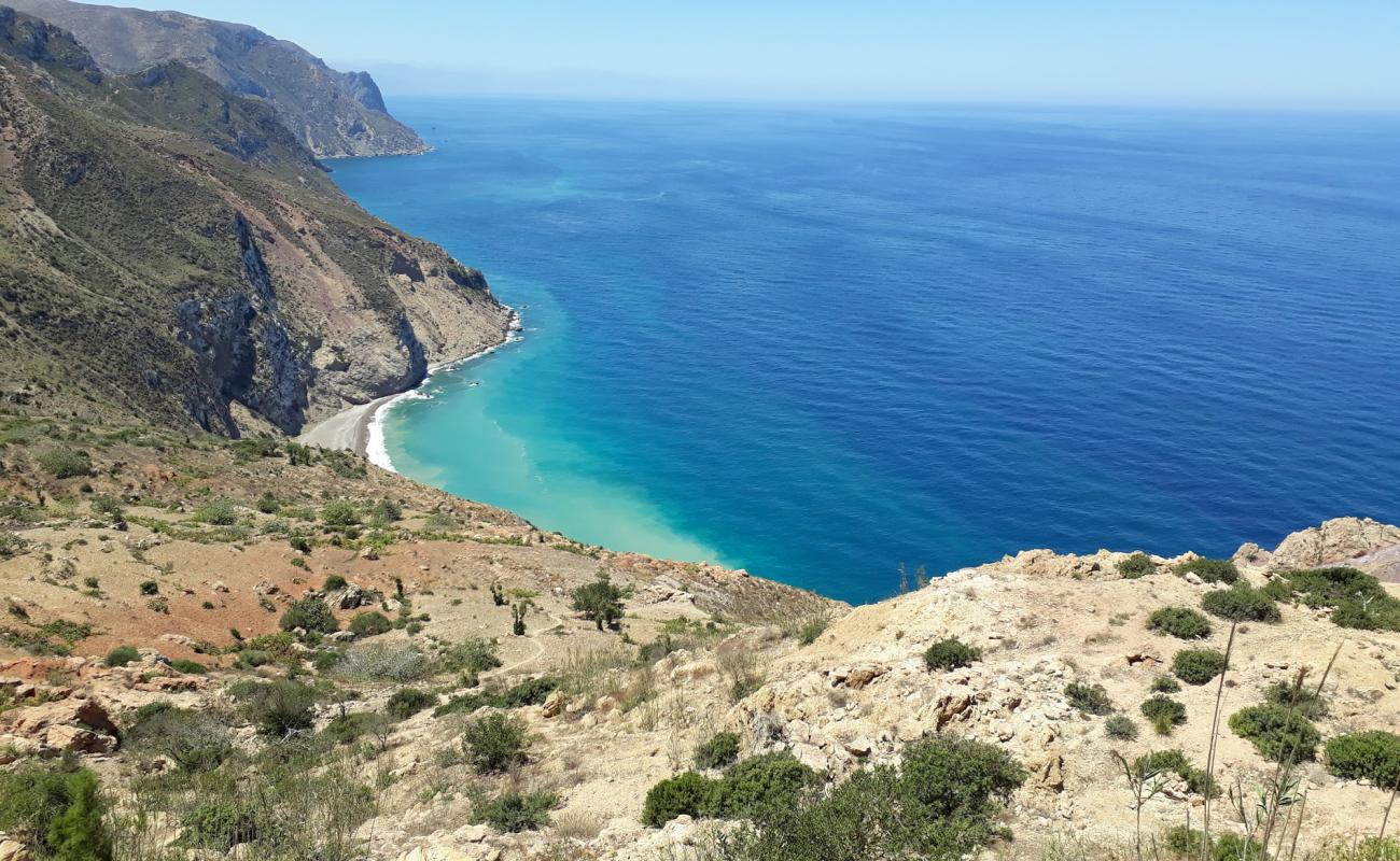 Фото Plage Taoussarte с серая галька поверхностью