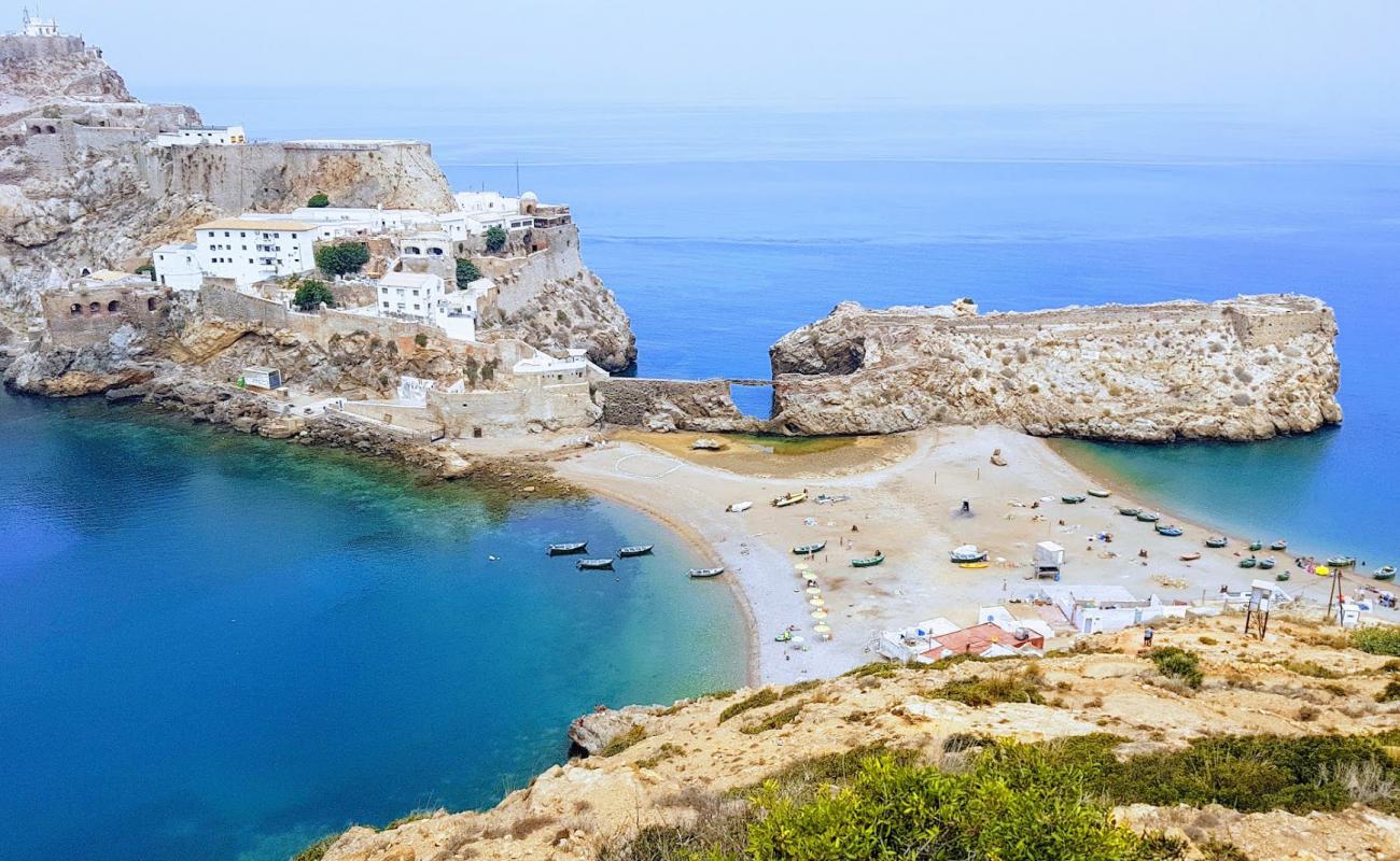 Фото Padis beach с серая чистая галька поверхностью