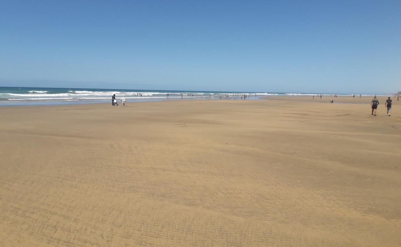 Фото Plage Ras R'mel, Morocco с золотистый песок поверхностью