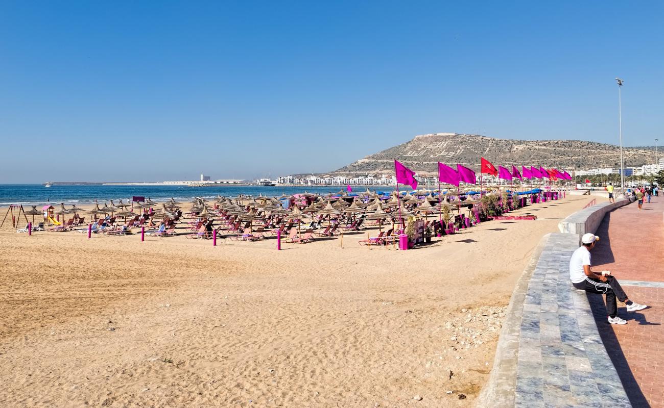 Фото Plage d'Agadir с золотистый песок поверхностью