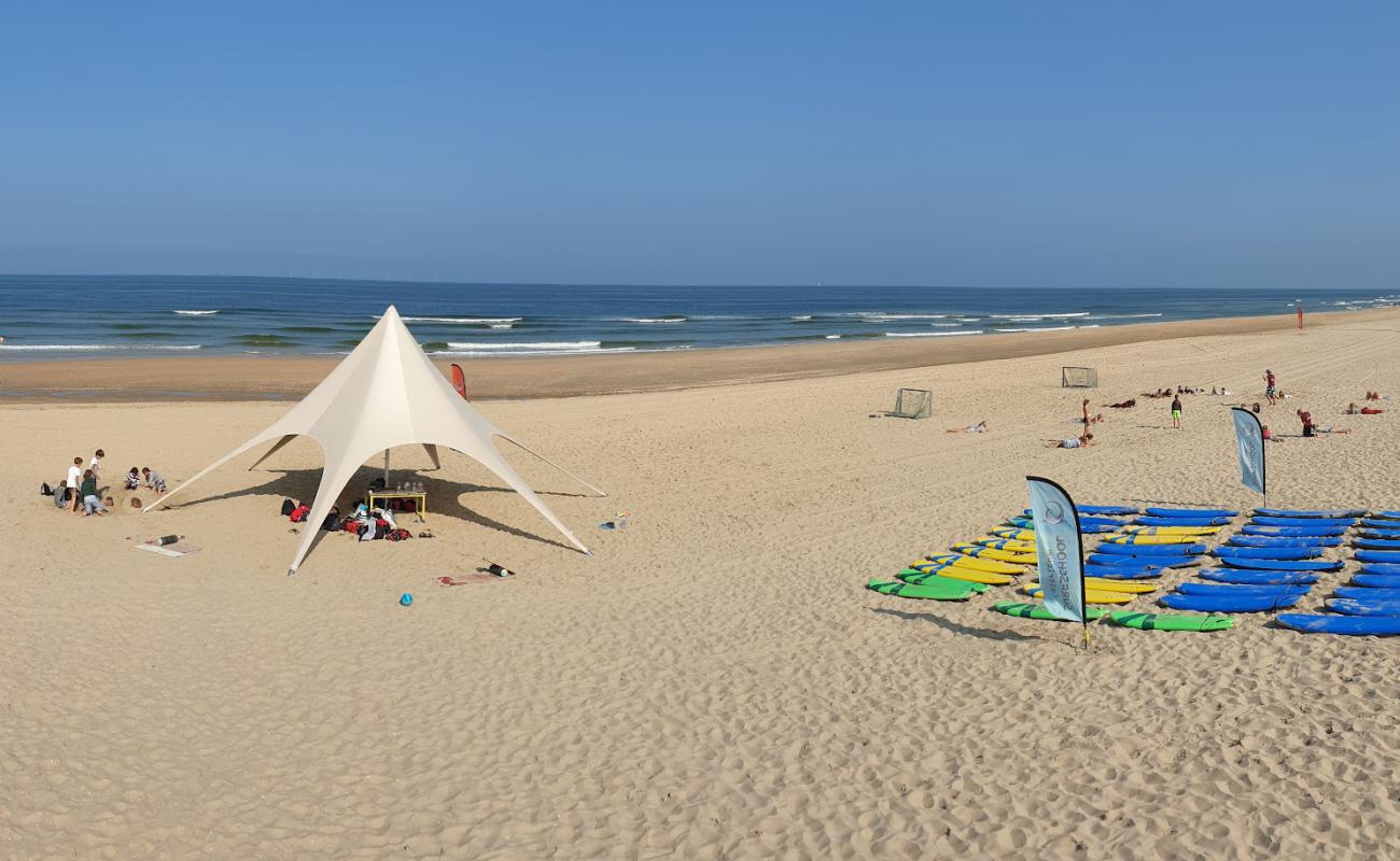 Фото Castricum aan Zee с светлый песок поверхностью