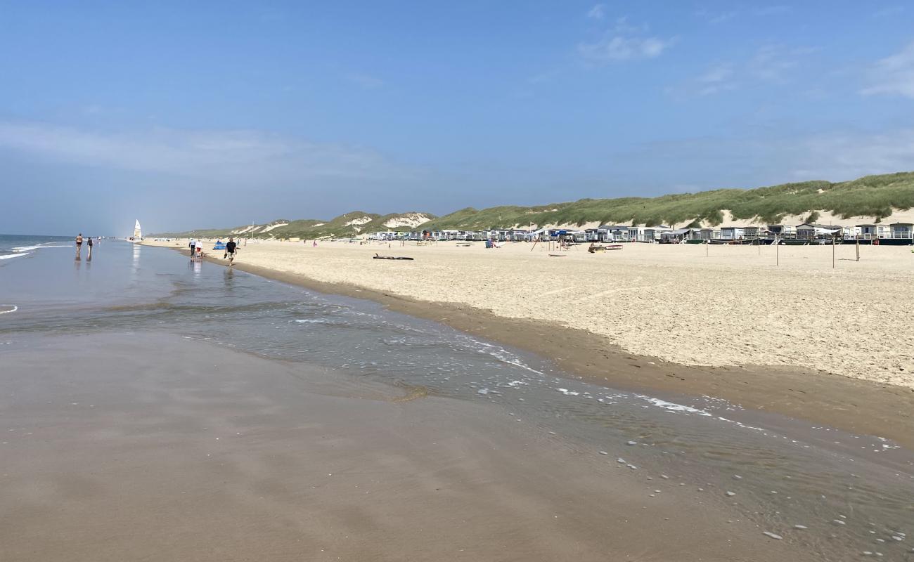 Фото Egmond aan Zee с светлый песок поверхностью