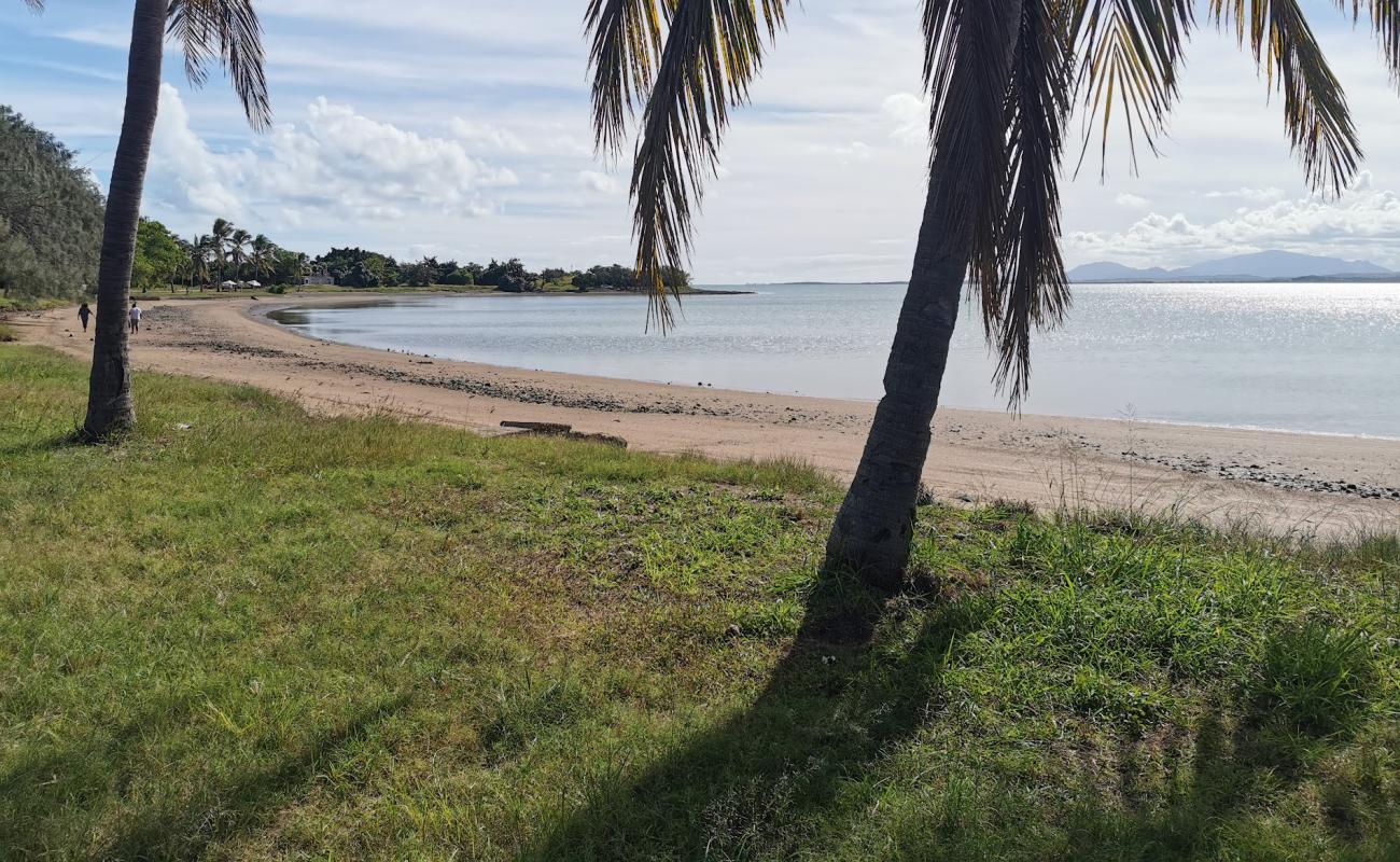 Фото Plage de Gatope с светлый песок поверхностью