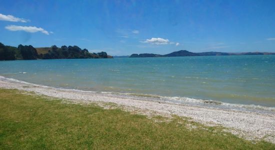 Kawakawa Bay