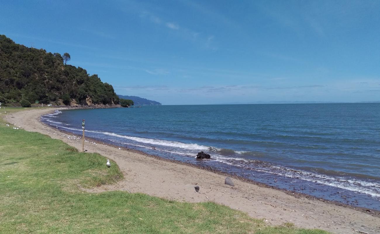 Фото Tapu Beach с песок с галькой поверхностью