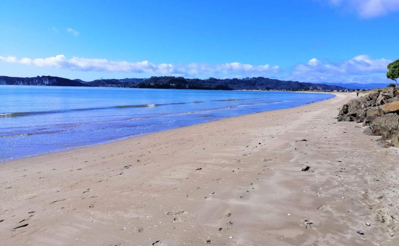 Фото Ohuka Beach с светлый песок поверхностью