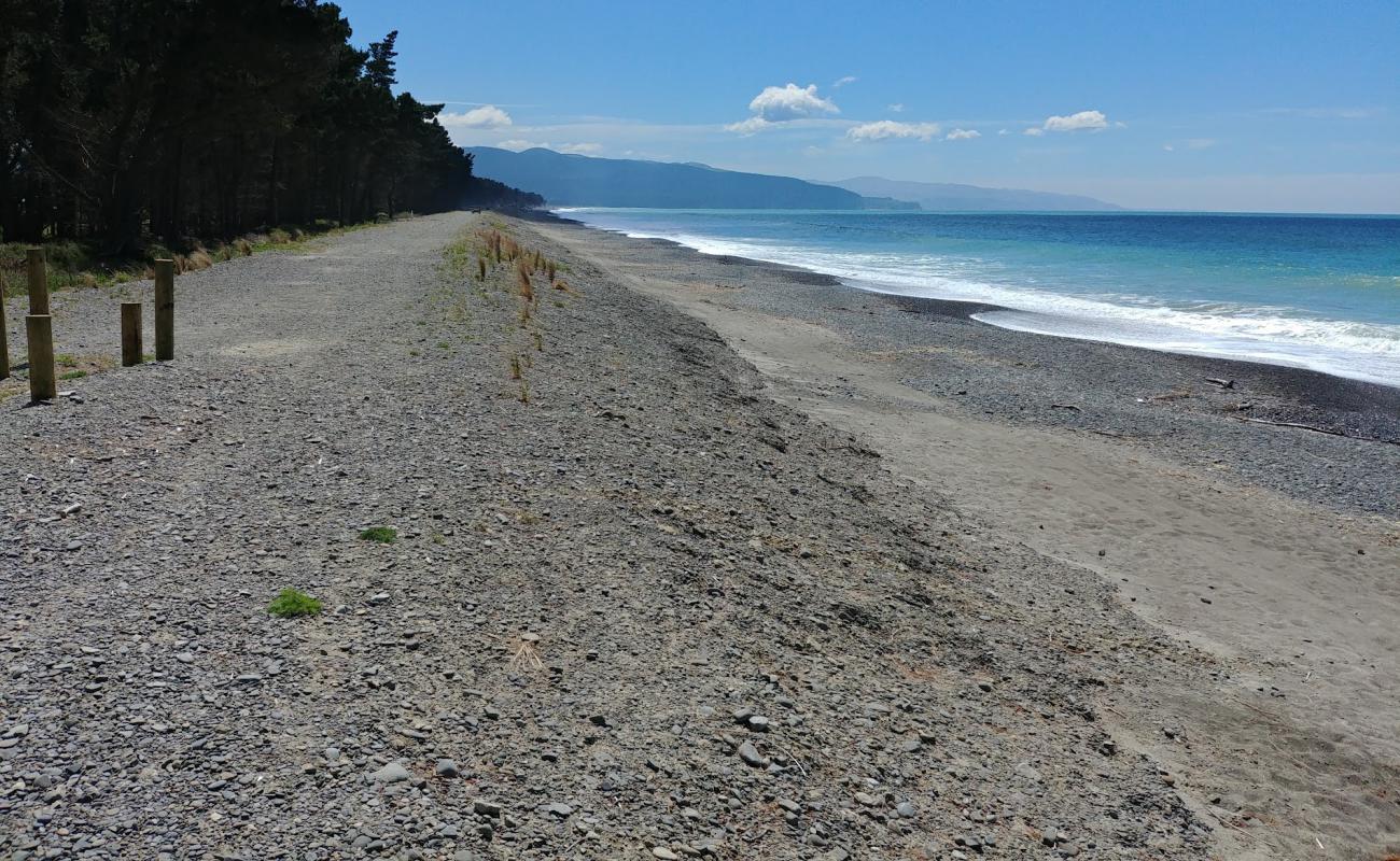 Фото Amberley Beach с серая галька поверхностью