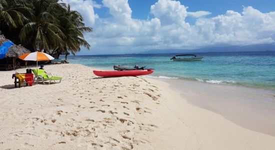 Diablo Island beach